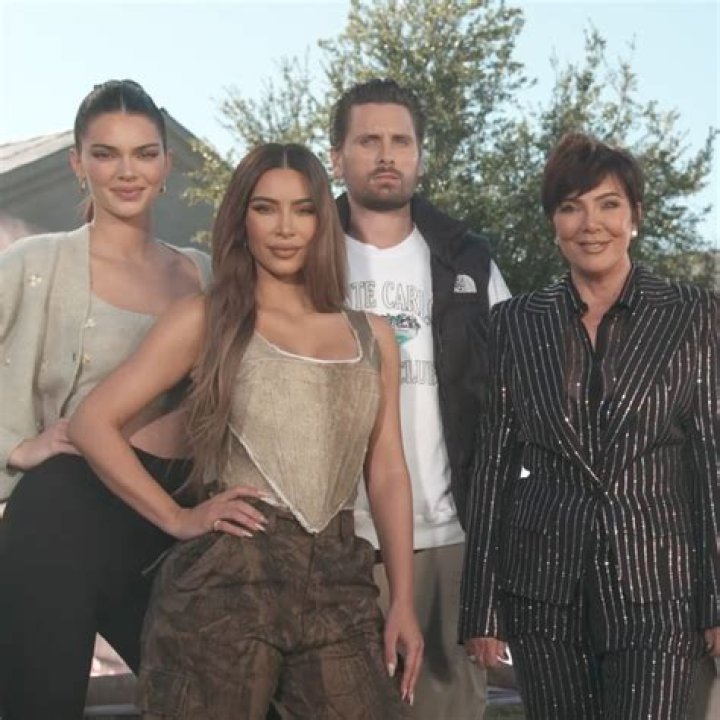 'Keeping Up With The Kardashians' Recap: Bruce Jenner Freaks Out That Kendall, 15, Is On Birth Control!