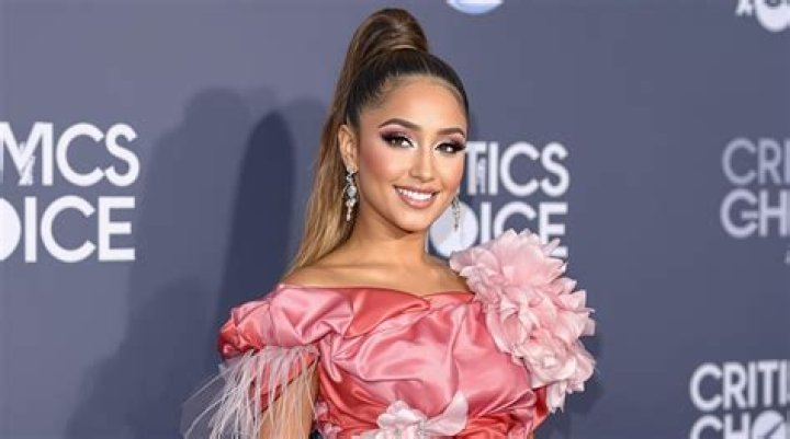 2018 Critics’ Choice Awards Red Carpet — PICS