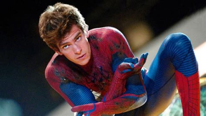 Andrew Garfield Saves Zendaya In ‘Spider-Man: No Way Home’: Theory – Hollywood Life