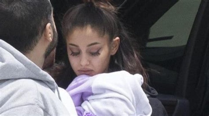 Ariana Grande In Tears After Hearing ‘Terrifying’ Donald Trump Victory News