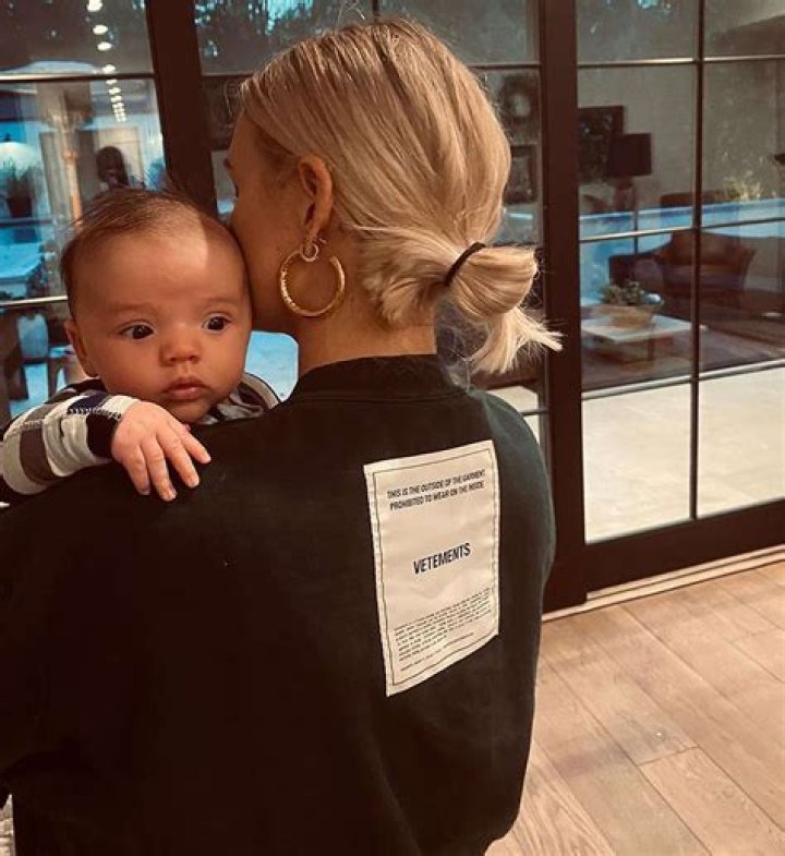 Ashlee Simpson Shares Adorable Pic Of Newborn Son Ziggy With Brother Bronx, 12, & Sister Jagger, 5