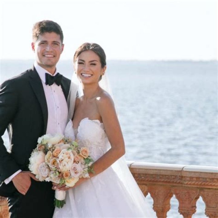 ‘Bachelorette’ Caila Quinn Was Dumped By ABC For Jojo Fletcher: Here’s Why