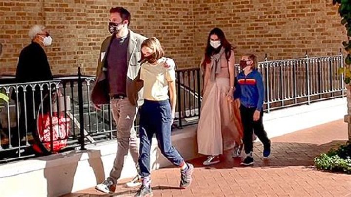 Ben Affleck & GF Ana de Armas Reunite With His Kids Seraphina, 11, & Samuel, 8, After Filming Together