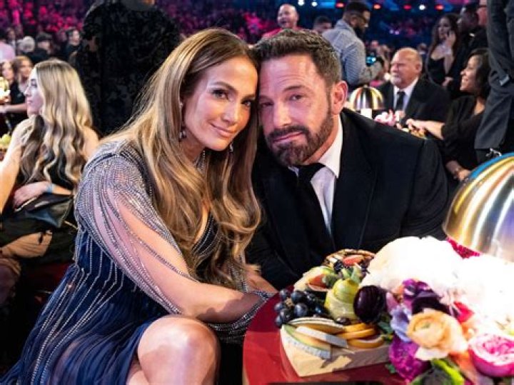 Ben Affleck, Jennifer Lopez & More – Hollywood Life