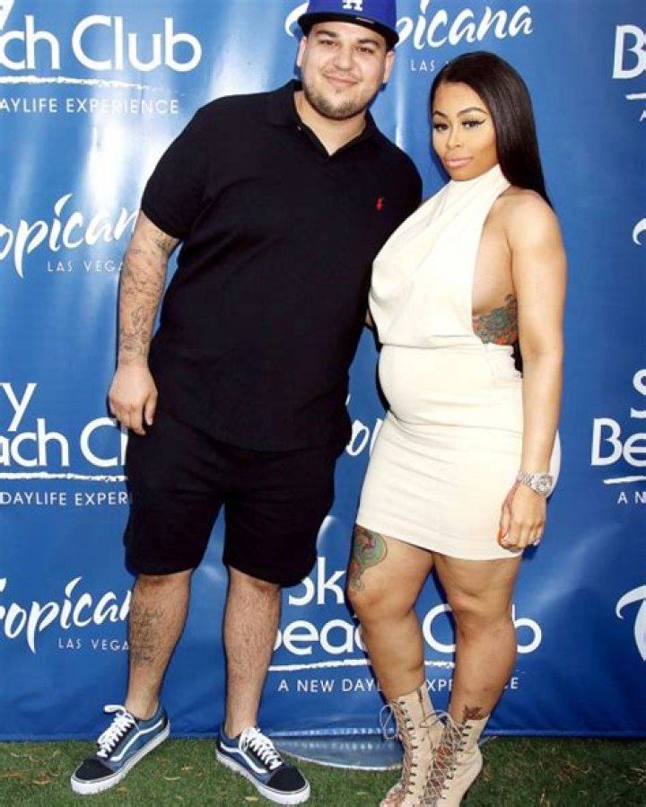 Blac Chyna Debuts New Boyfriend Twin Hector With PDA Photos – Hollywood Life