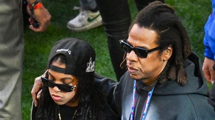 Blue Ivy Enjoys Super Bowl Daddy-Daughter Date With Jay-Z: Photo – Hollywood Life