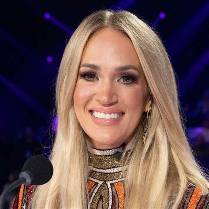 Carrie Underwood Celebrity Profile – Hollywood Life