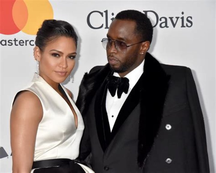 Cassie Believes Diddy ‘Played’ Her & That He’s ‘Gas Lighting’ Her Over Hooking Up With Jocelyn Chew