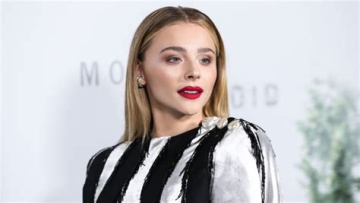 Chloe Grace Moretz Talks ‘Family Guy’ Meme & Body Image: Interview – Hollywood Life