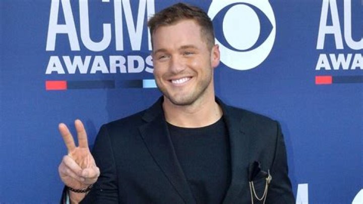 Colton Underwood Admits He ‘Experimented’ With Men & Was On Grindr Before ‘The Bachelor’