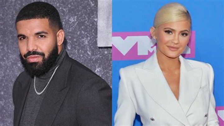 Drake Wears Sweatshirt From Kylie Jenner’s HS Amid Romance Rumors: Pic – Hollywood Life