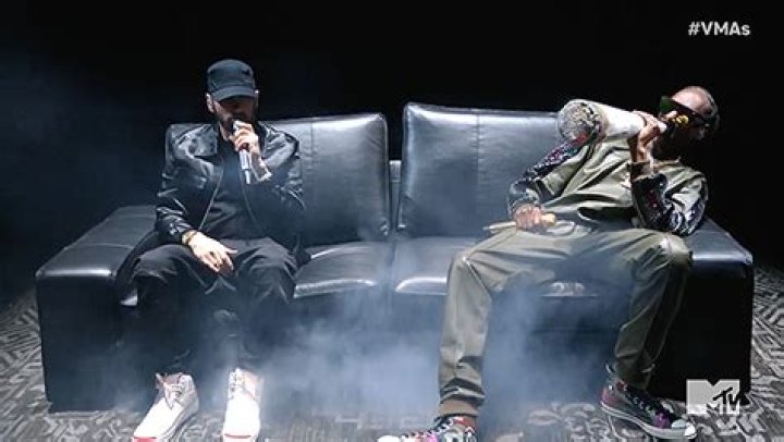 Eminem & Snoop Dogg Reunite At VMAs For Metaverse Performance 6 Months After Super Bowl
