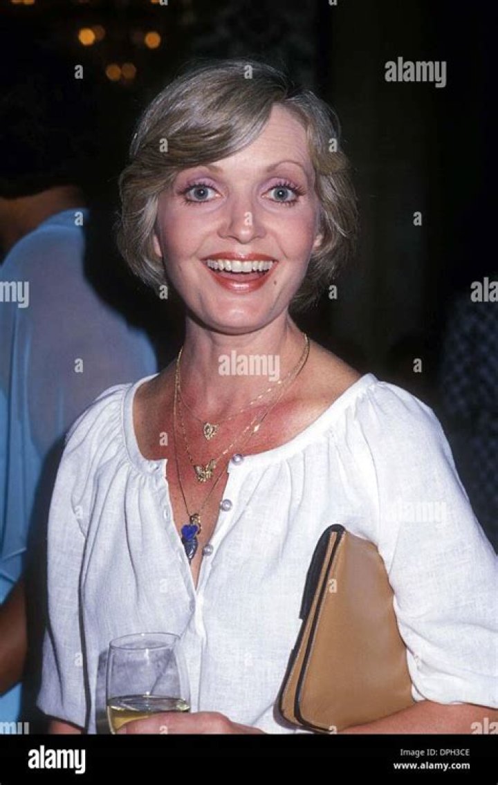 Florence Henderson Celebrity Profile – Hollywood Life