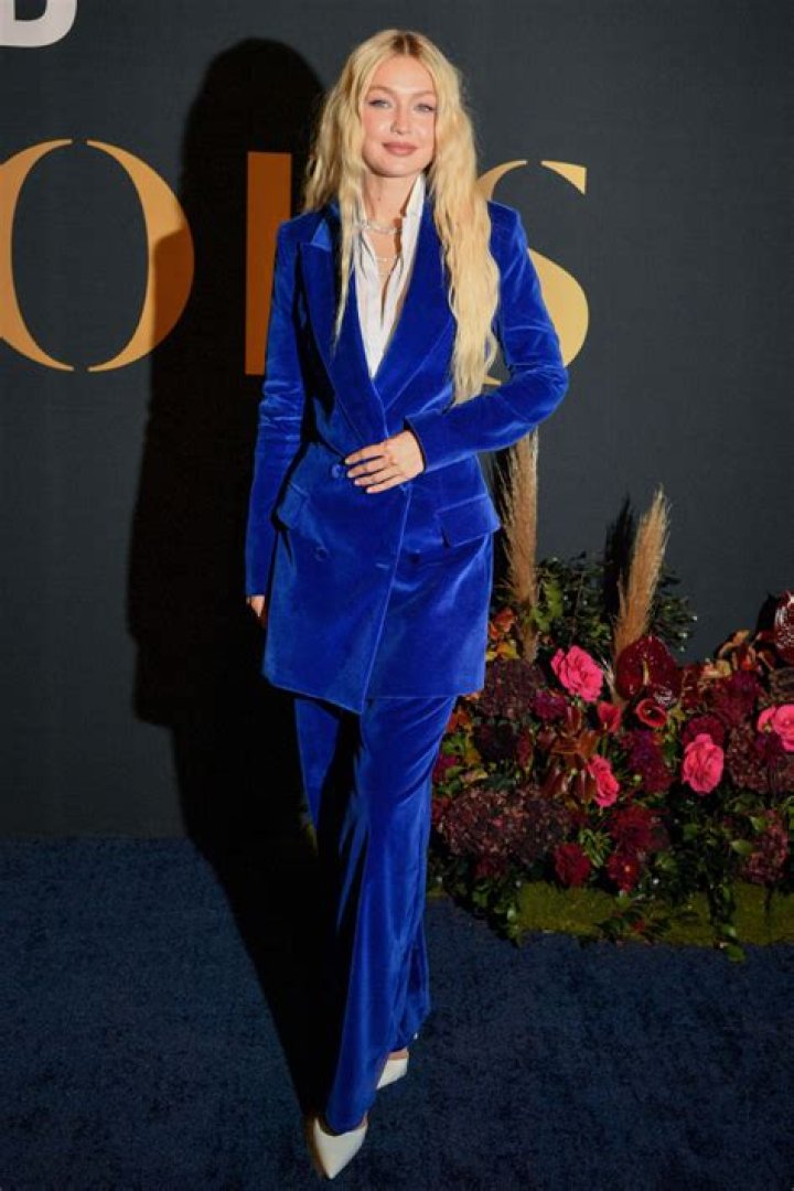 Gigi Hadid Rocks Blue Velvet Suit At WWD 2022 Honors Awards With Tommy Hilfiger