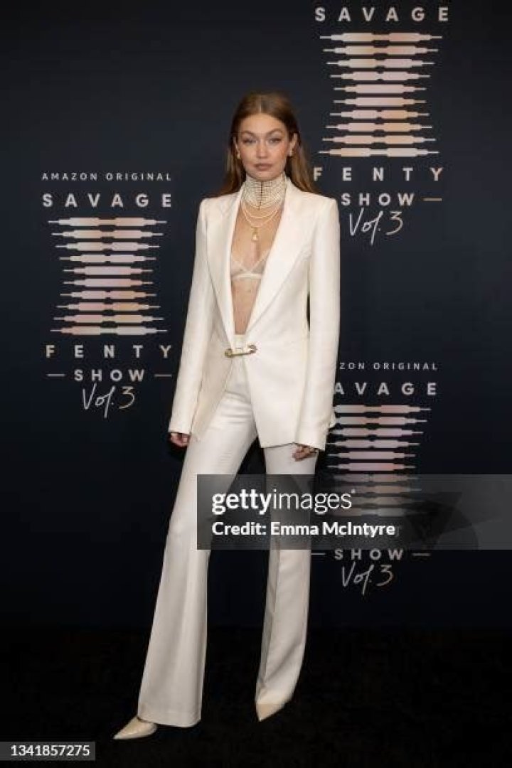 Gigi Hadid Savage X Fenty 2021 Fashion Show Outfit – Photos – Hollywood Life