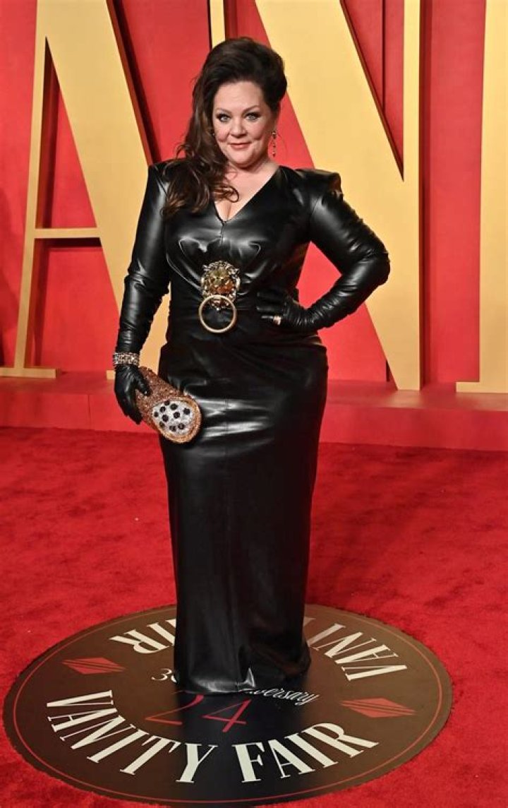 Glenn Close Reacts To Melissa McCarthy’s Outfit At Oscars 2019: Meme – Hollywood Life