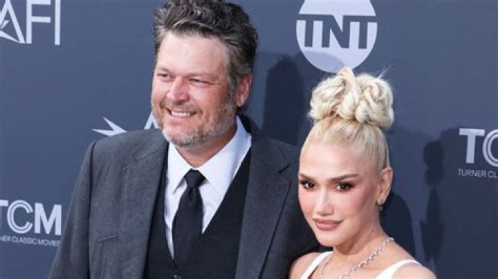 Gwen Stefani & Blake Shelton Release Surprise Cover Of The Judds – Hollywood Life