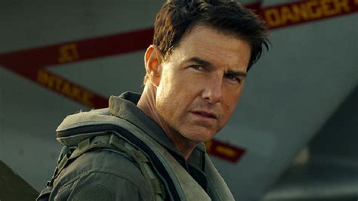 Iceman Dies After Val Kilmer’s Epic Return In Sequel – Hollywood Life