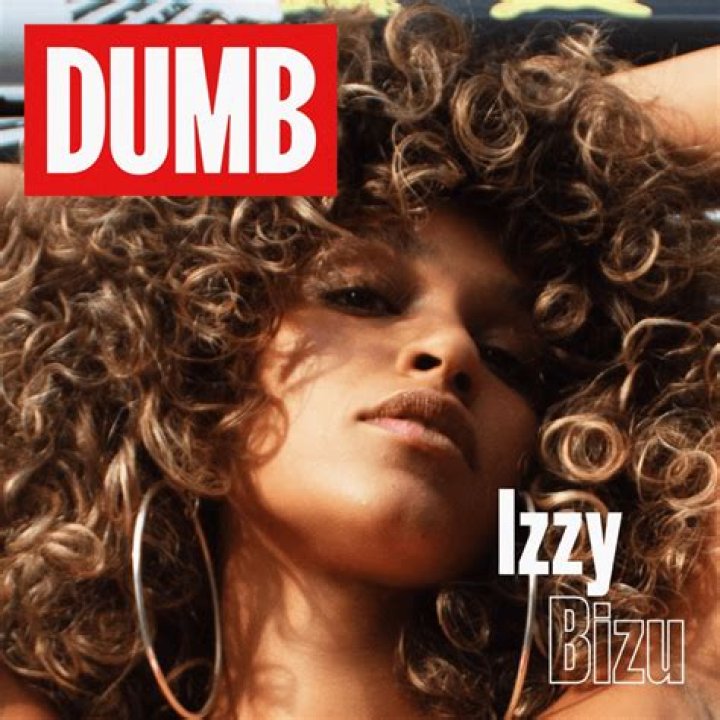 Izzy Bizu — PICS