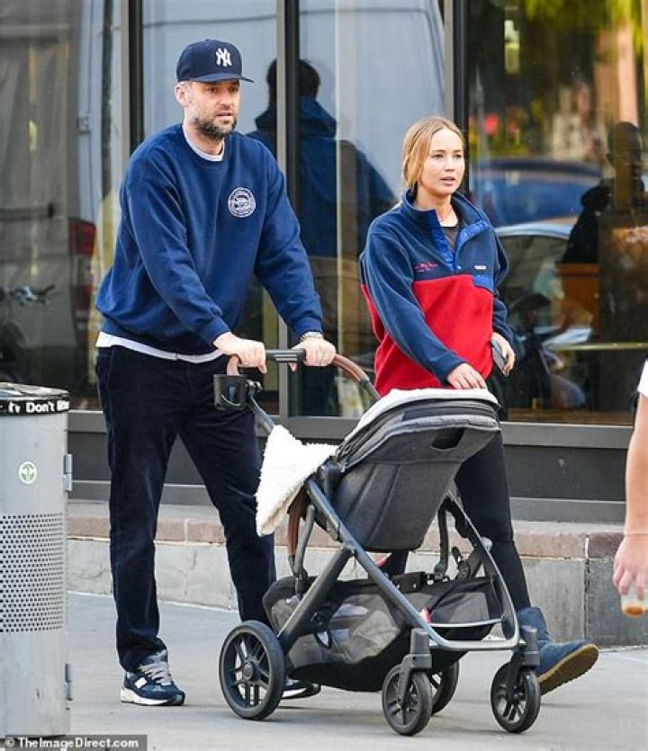 Jennifer Lawrence & Husband Cooke Maroney Take Baby For A Stroll in 1st Family Outing Since Birth