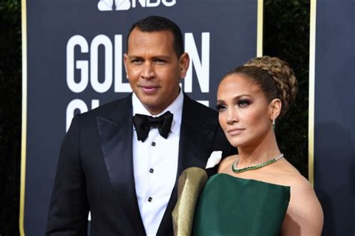 Jennifer Lopez & Alex Rodriguez Split, They Confirm – Hollywood Life