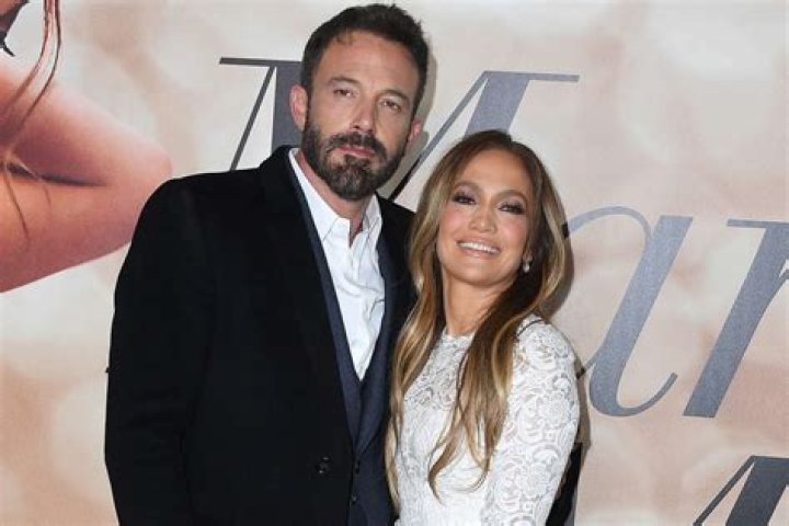 Jennifer Lopez & Ben Affleck: The Truth About Whether They Are Moving In Together Soon