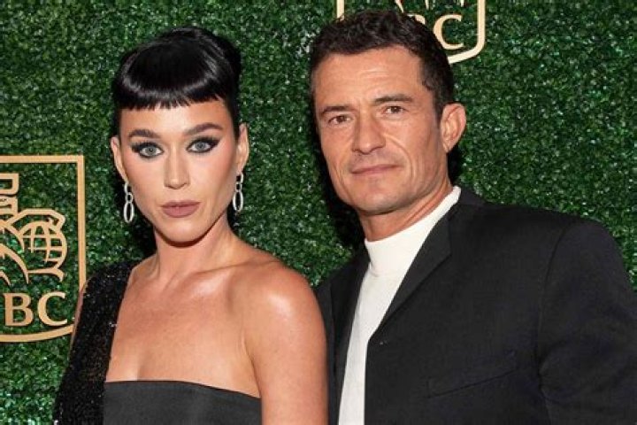 Katy Perry’s Loving Motherhood At Home With Sister, Orlando & Family – Hollywood Life