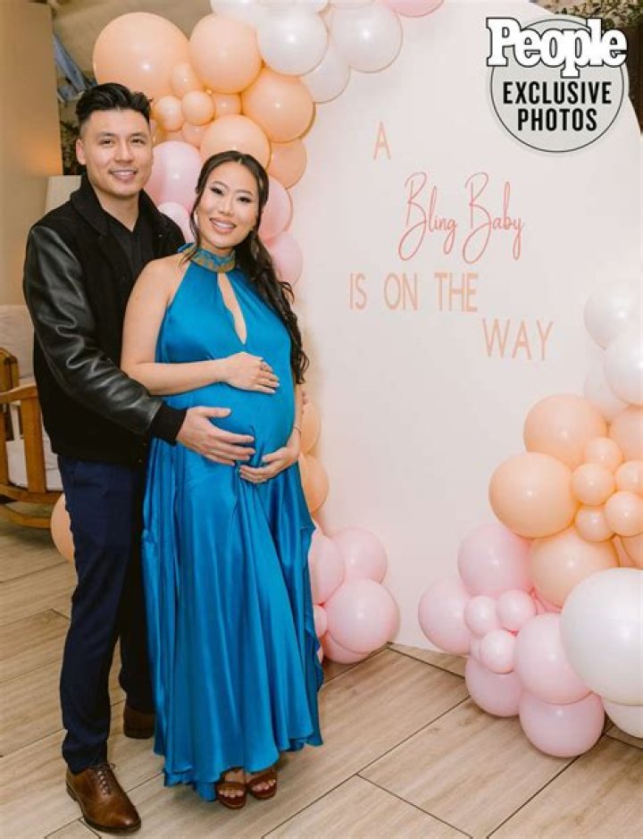 Kelly Mi Li’s Boyfriend’s Identity Revealed At Baby Shower – Hollywood Life