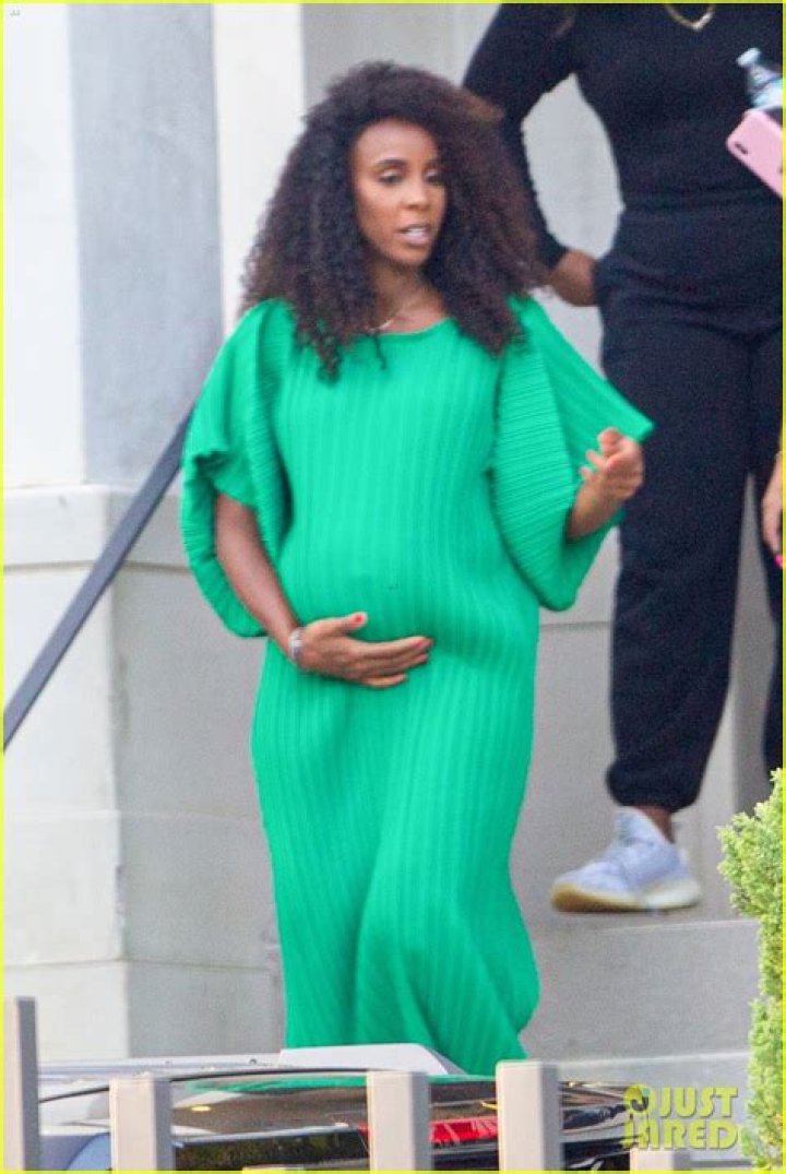 Kelly Rowland Pregnant & Expecting 2nd Child With Tim Weatherspoon – Hollywood Life