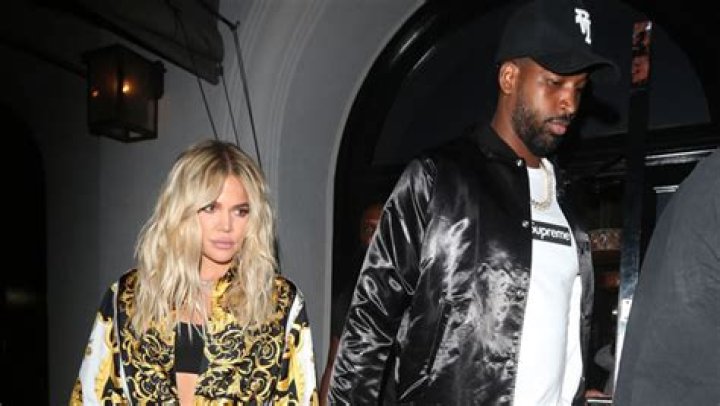 Khloe Kardashian Returns From Girls’ Trip To Find Sweet ‘Welcome Home’ Surprise From Tristan Thompson