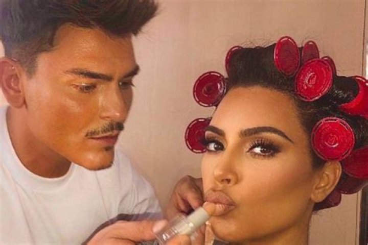 Kim Kardashian Shares Lip Tutorial With KKW Beauty Products On IG – Hollywood Life
