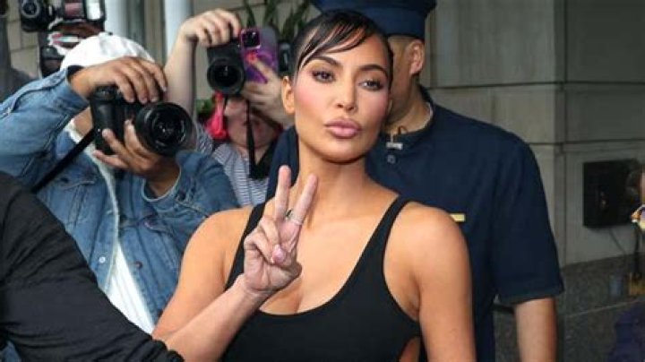 Kim Kardashian ‘Single & Ready To Mingle’, Hopes Kanye West ‘Respects’ Her Next Romance