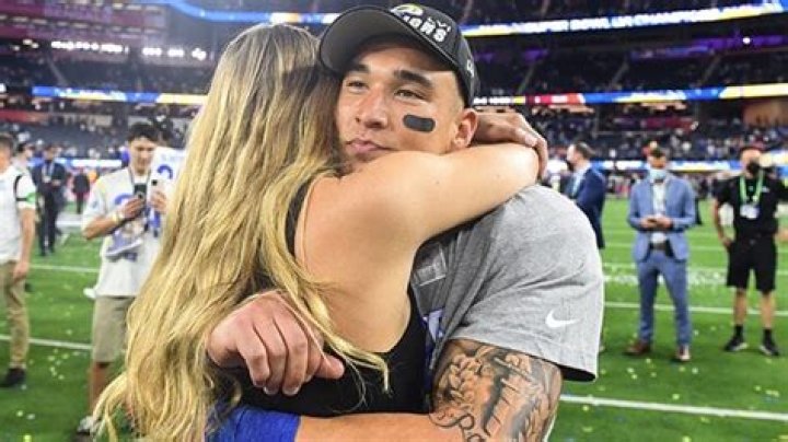 L.A. Rams Player Taylor Rapp Proposes To GF Dani Johnson On the Field After Super Bowl Win – Watch