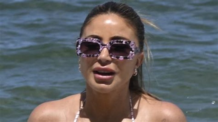 Larsa Pippen, 45, Stuns In Peach Colored Bikini & Vows To ‘Spread Happiness’ & ‘Positive Vibes’