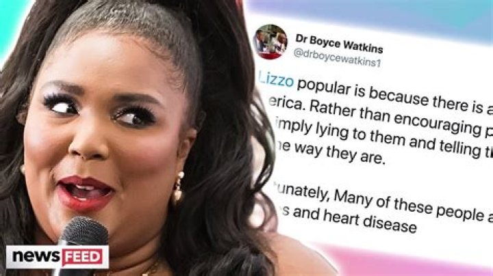 Lizzo Claps Back At Vicious Troll Who Says She’s Only A Hit Because Of ‘Obesity Epidemic’
