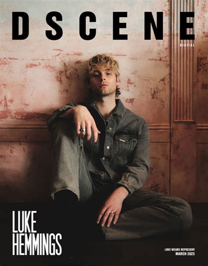 Luke Hemmings Pictures — See Photos Of Five Seconds Of Summer Singer – Hollywood Life