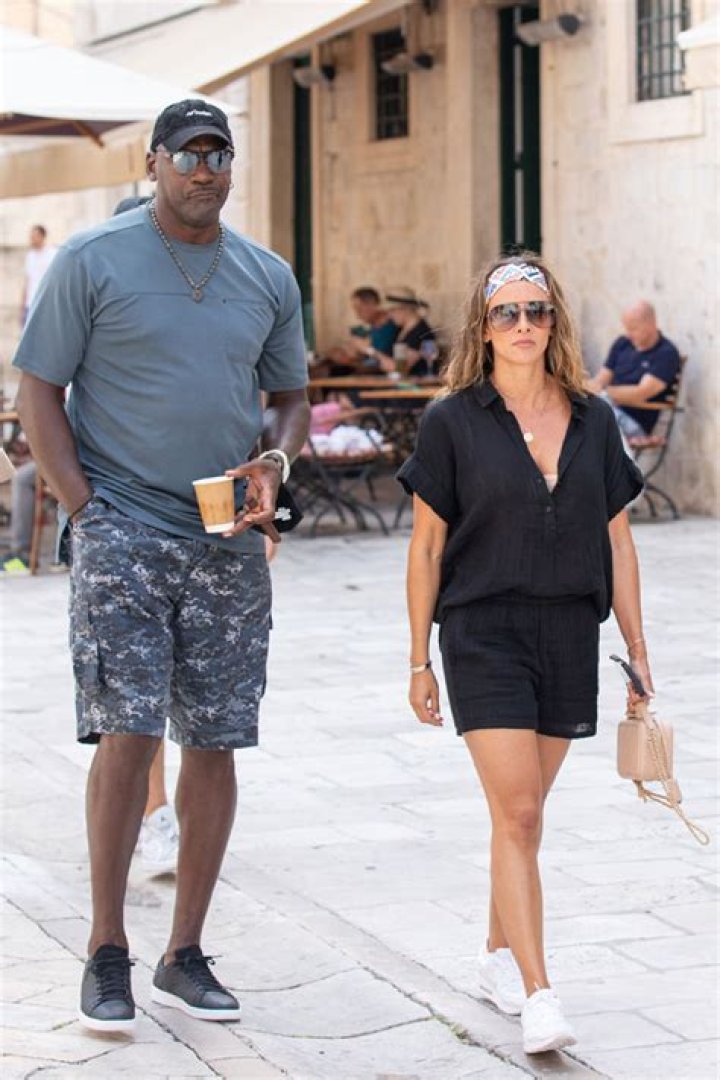 Michael Jordan’s Wife Yvette Prieto In Green Bikini In Mexico: Photos – Hollywood Life