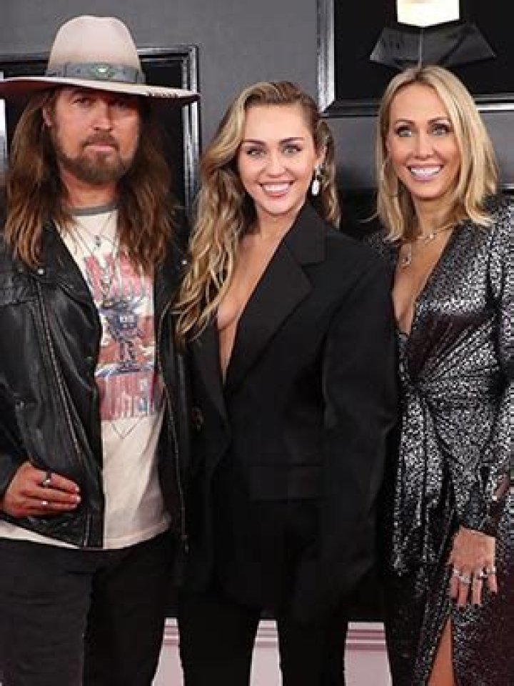 Miley Cyrus Invited Tish Billy Significant Others To Her NYE Special – Hollywood Life