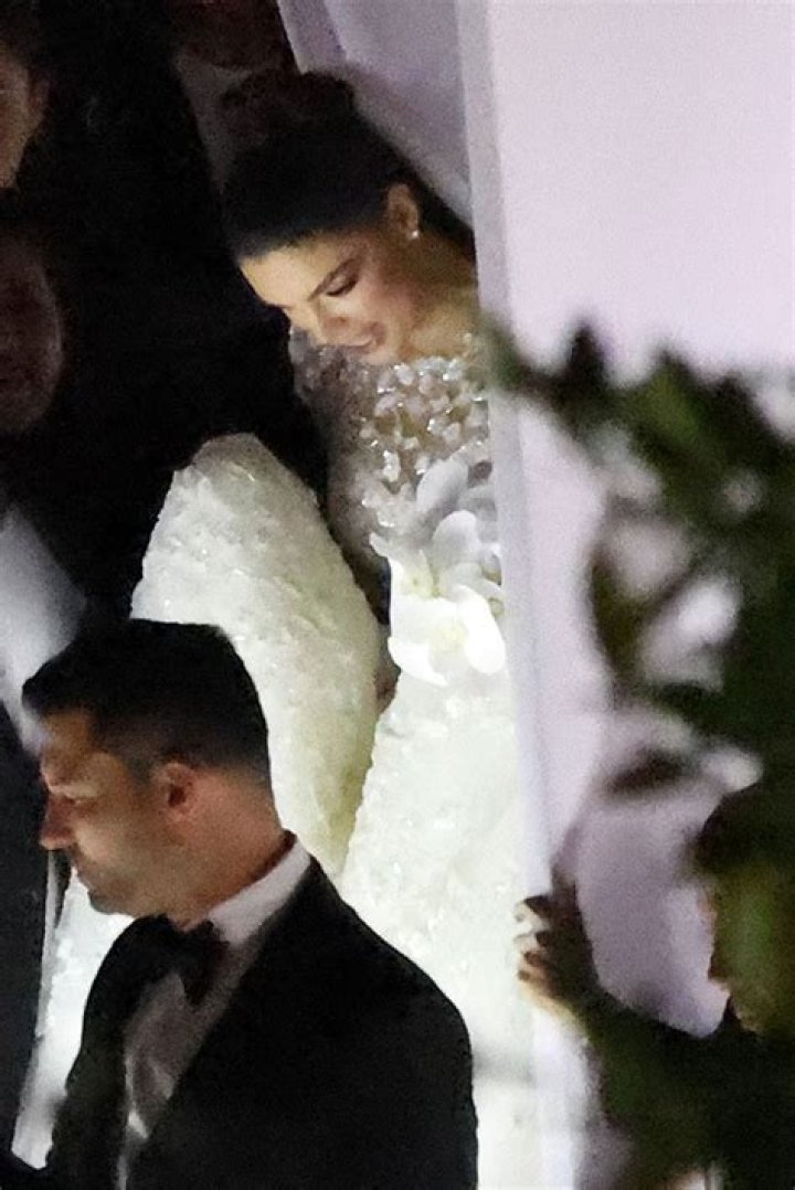 Nadia Ferreira’s Wedding Dress First Look: Photos – Hollywood Life
