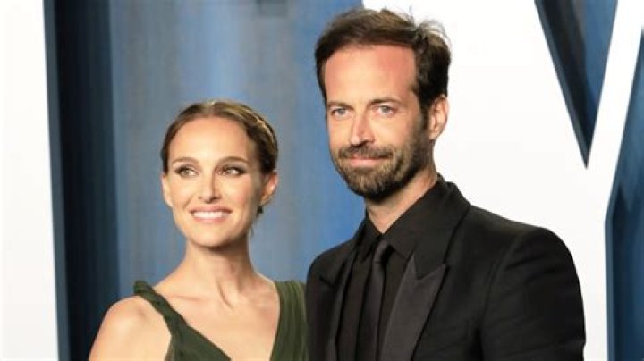 Natalie Portman & Benjamin Millepied Split After 11 Years Of Marriage – Hollywood Life