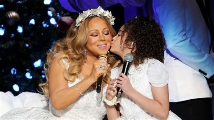 Nick Cannon Dances to Ex Mariah Carey’s Song ‘Emotions’ With Their Daughter Monroe: Watch