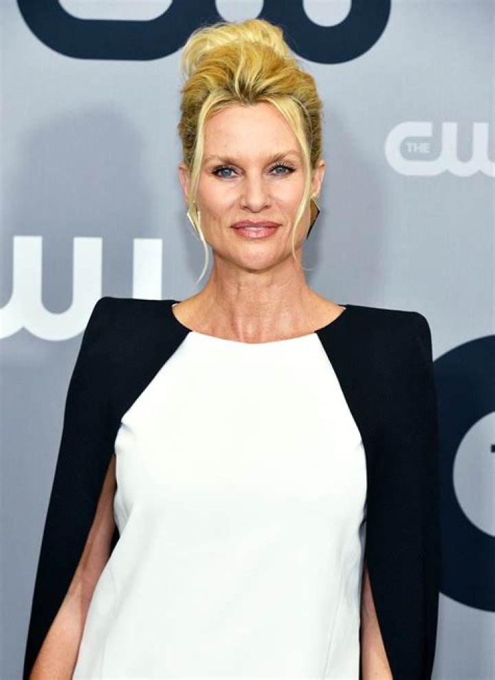 Nicollette Sheridan — PICS – Hollywood Life