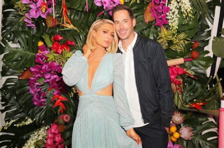 Paris Hilton & Carter Reum Welcome First Child Via Surrogate – Hollywood Life