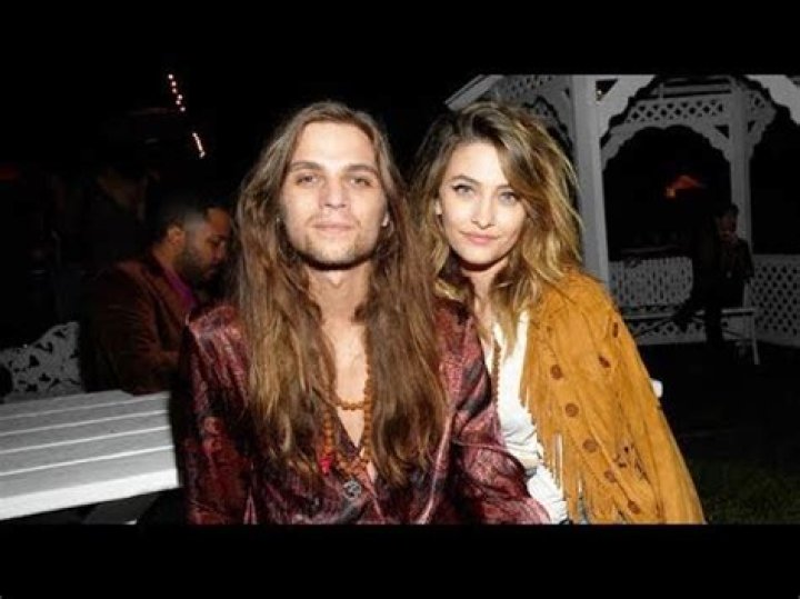 Paris Jackson Makes Her Music Debut With The Soundflowers & Fans Rave Over Her ‘Amazing Voice’
