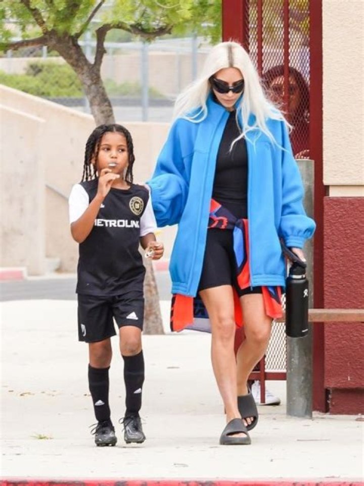 Photos Of Their Sporty Looks – Hollywood Life