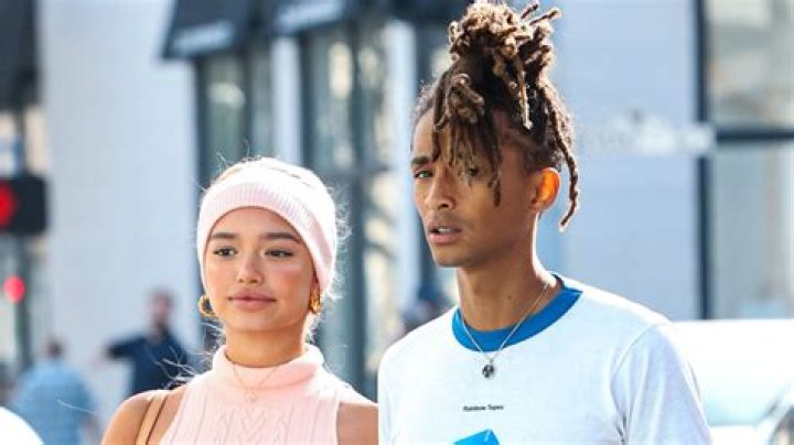 [PIC] Jaden Smith’s New Girlfriend? He Holds Hands With New Mystery Girl – Hollywood Life