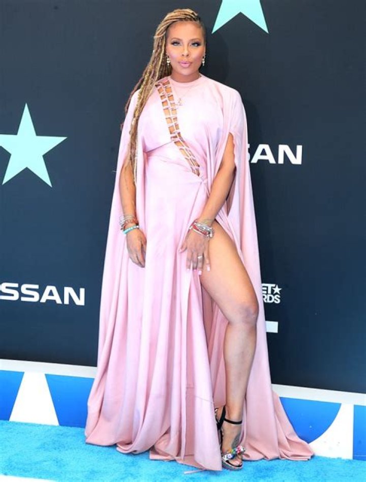Pics Of The ‘RHOA’ Star & ‘ANTM’ Winner – Hollywood Life