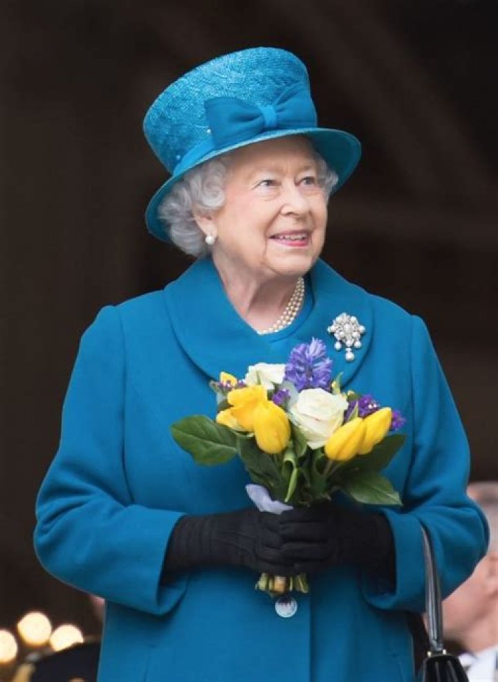 Queen Elizabeth Holds Baby Prince Louis In Sweet Throwback Pic For 96th Birthday Tribute