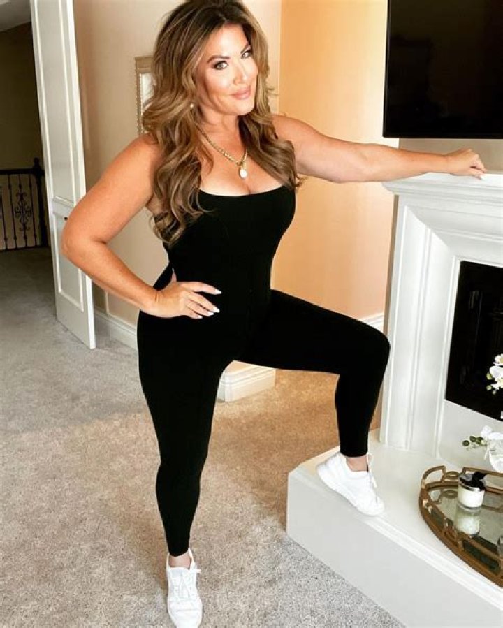 RHOC’s Emily Simpson’s Personal Trainer Shares How To Avoid Gaining The Quarantine 15