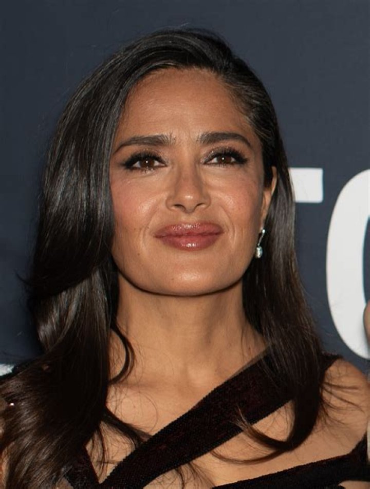Salma Hayek Posts Acupuncture Photo On Instagram — See Pic – Hollywood Life